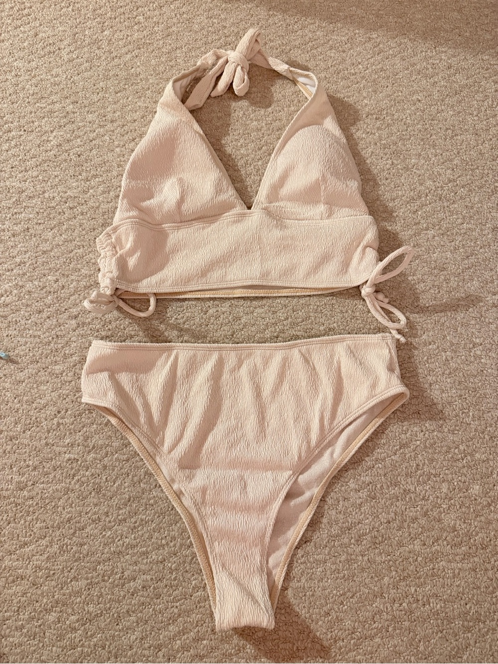 SHEIN Textured Cream Halter Bikini Set